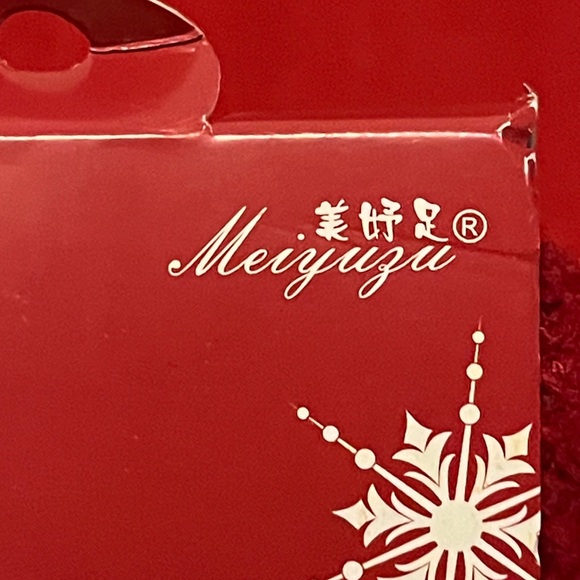 Wondershop Red Cookie Crew Kids Pj Tee and Christmas socks - Picture 10 of 11